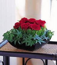  Antalya Asya çiçek siparişi sitesi  10 adet kare mika yada cam vazoda gül tanzim