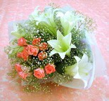  Antalya Asya çiçek yolla  lilyum ve 7 adet gül buket