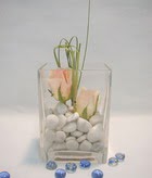 2 adet gül camda taslarla   Antalya Asya çiçek yolla 