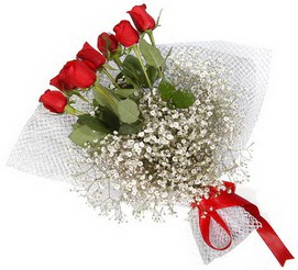 7 adet essiz kalitede kirmizi gül buketi  Antalya Asya hediye sevgilime hediye çiçek 