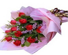 11 adet kirmizi güllerden görsel buket  Antalya Asya çiçek gönderme sitemiz güvenlidir 