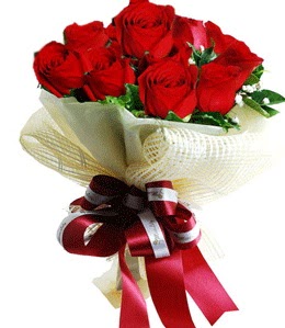 9 adet kırmızı gülden buket tanzimi  Antalya Asya çiçek gönderme sitemiz güvenlidir 